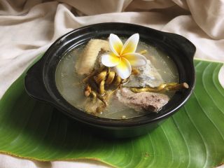 12、#咸味#鳄鱼龟石斛汤,成品