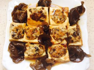 13、木耳豆腐盒子,出锅，成品