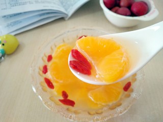 11、橘子罐头,放凉后放入冰箱冷藏过后食用口味更佳哦