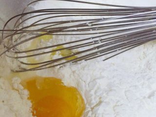 5、千层饭盒乳酪蛋糕,打蛋