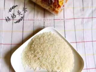 1、止咳化痰双皮水+健脾养胃山药米糕,准备食材:大米，山药，三宝妈巧手蝴蝶面