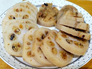 15、健脾开胃糯米藕,莲藕切片