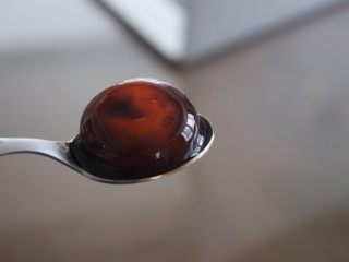 10、咸蛋黄,完成！可以稍微的用水冲一下