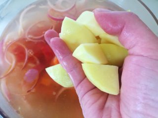 13、牛尾巴罗宋汤,土豆