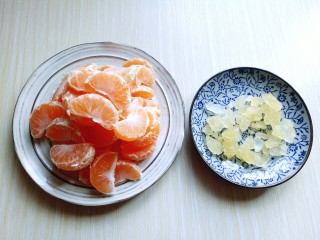 9、糖水桔子,准备工作完成，开始煮糖水桔子。