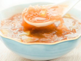 10、西瓜翠衣助眠汤,出锅即可。