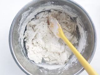 10、超详细家庭水饺,搅拌成面絮状