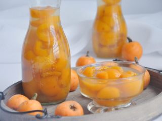 8、枇杷糖水,止咳润肺，这个季节一定要多吃枇杷。