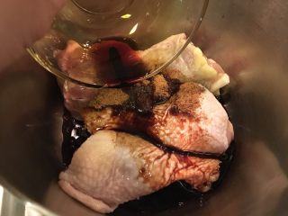 6、懒人料理-甜心小鸡腿,加酱油