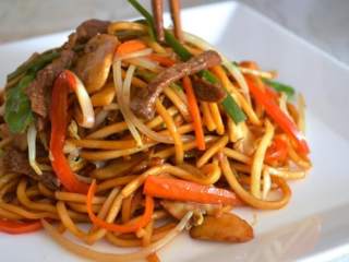 12、牛肉炒面,满满一大碗