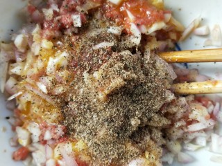 11、家庭汉堡牛肉坯制作,现磨一些。