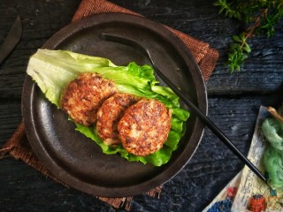 21、家庭汉堡牛肉坯制作,我有牛肉汉堡坯，你准备好了汉堡包????吗？