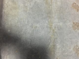 16、圣诞花环泡芙蛋糕#乐享双节#,烤盘里垫上油纸