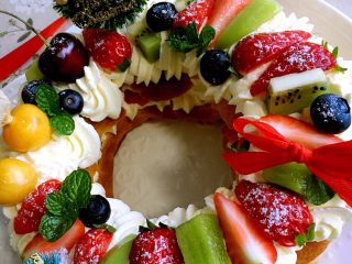 39、圣诞花环泡芙蛋糕#乐享双节#,来张近照