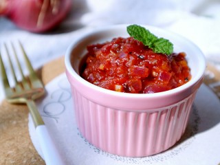 17、百搭西红柿+家庭简易版披萨酱,做披萨，意大利面，拌饭，都非常美味！