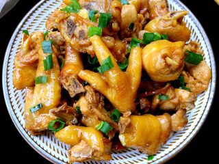 16、红炆鸡块,装盘即可食用