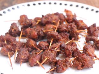 9、孜然牙签羊肉（空气炸锅无油版）,炸好的羊肉，嫩滑鲜香！