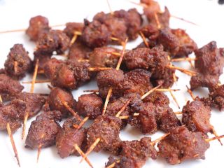 10、孜然牙签羊肉（空气炸锅无油版）,一口一串，简直停不下来的节奏