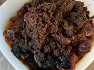 2、红枣红糖馒头,放红糖