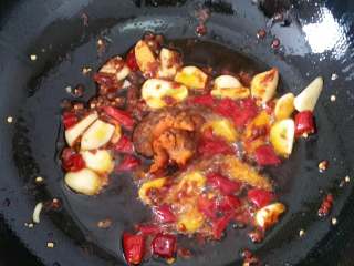 14、毛血旺,加少量的火锅底料。