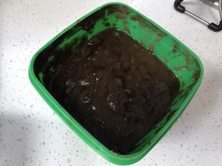 5、酱烧鸭翅根,发酵过的豆瓣酱会使肉类烧出独特的香味！