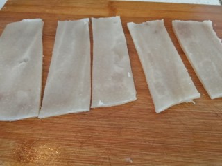 7、年菜_东北自制皮冻,切条(如图)