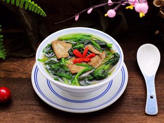 22、菠菜猪肝汤,成品一