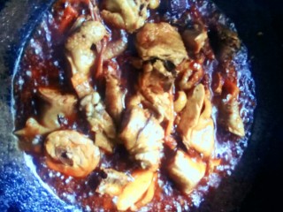 10、#冬季暖心菜#    粱山鸡,大火炒香。