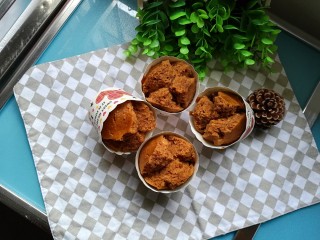 10、红糖发糕,两女儿一人也吃了一个