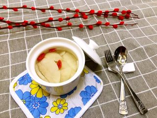 12、冰糖炖梨,美味可口的冰糖炖梨出锅喽