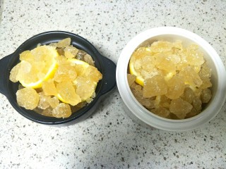 7、柠檬膏,我装了两个小锅