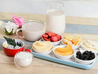 1、你没有参加过的水果捞欢趴,准备原料