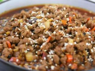 6、完美！比老干妈还要好吃的——牛肉酱,周末赶快来尝试下吧