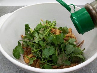 10、炝薯条,加黑胡椒粉半勺