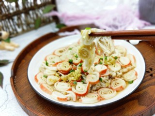 14、新年必备的双味儿蟹肉蒸金针菇,海鲜味儿的金针菇，特别美味。