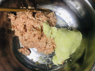 10、家庭馅饼,放入白菜