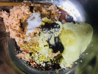 12、家庭馅饼,加入所有配料