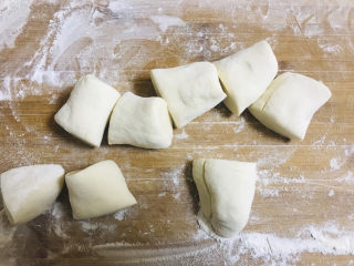 15、家庭馅饼,分成剂子