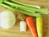 2、炒鹅肝,备好其它原料