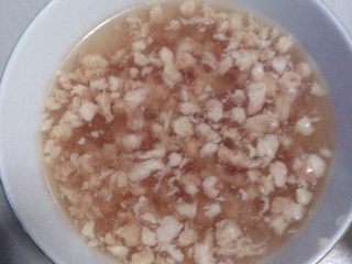 2、皮蛋肉沫粥（一人份）,肉沫泡开！备用