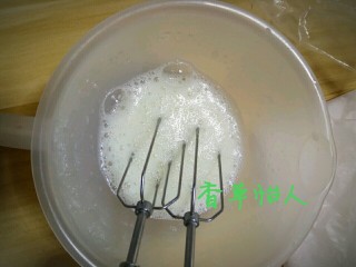 13、完胜旺旺奶豆的酸奶溶豆宝宝新辅食～香草怡人,打发蛋清
