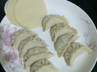 2、电饭锅煎饺,包饺子啦！