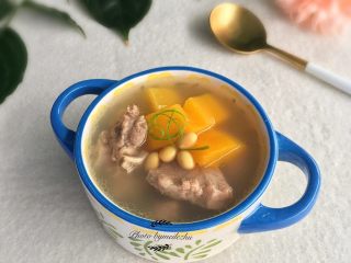 8、木瓜骨头汤,清甜可口！