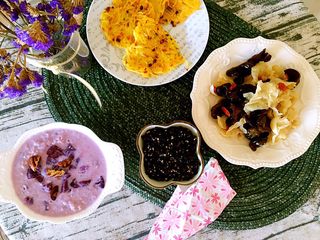 12、素拌双耳,素拌双耳，亦中亦西两相宜，塑身减脂的效果也是很不错的。