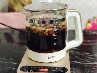 12、红糖枸杞老姜茶,静静地等待135分钟后,茶就煮好了!