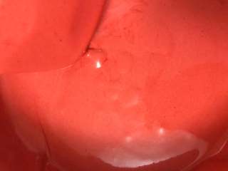 13、红丝绒杯子蛋糕 ukoeo风炉制作,细腻的面糊制作好啦