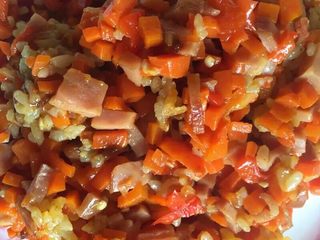 10、孤独的人总有时间研究美食,胡萝卜焖饭