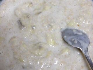 13、孤独的人总有时间研究美食,酸奶加香蕉，可以减肥哦