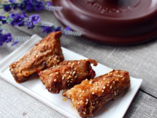 12、《健康美味的无烟烧烤 - 砂锅烤排骨》,成品图