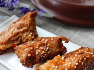 14、《健康美味的无烟烧烤 - 砂锅烤排骨》,成品图